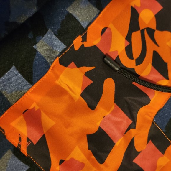 MCM Men's Sweatsuit 2pc set - Picture 3 of 8